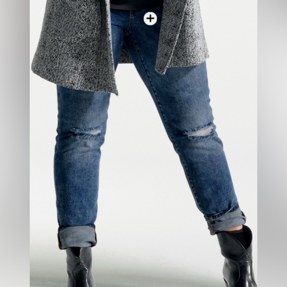 CAbi Light Blue Denim Jeans with Contrast Stitching and Light Distressing